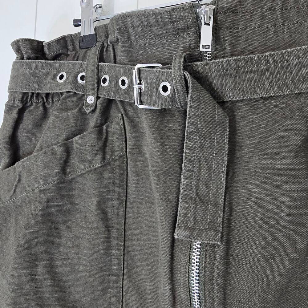 Banana Republic Paper Bag Shorts with Belt, NWOT, Olive Green Size 16 - Picture 6 of 9